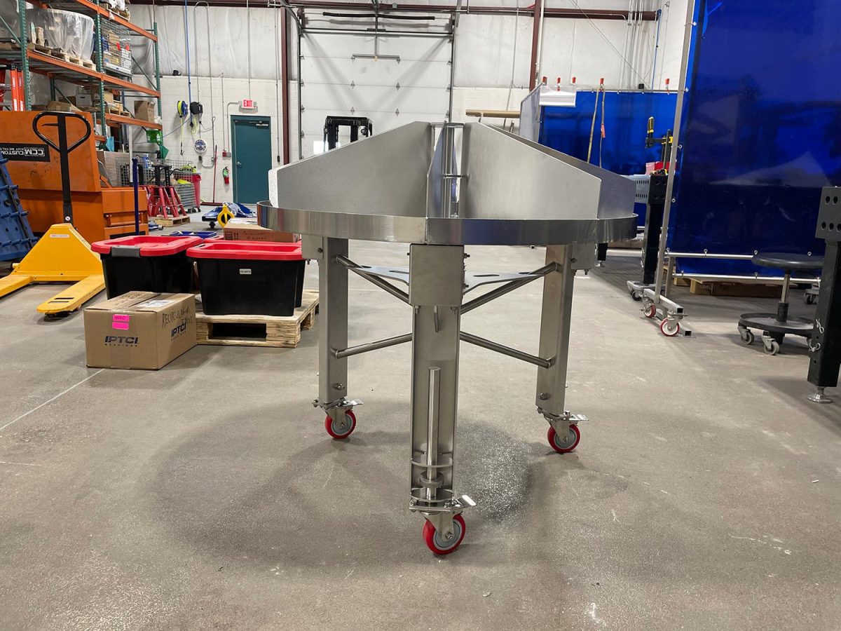 Carts & Tables – Custom Cut Metals